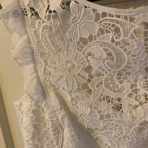 💕NWT Resort white lace dress!! Lilly Pulitzer size 14💕 - Picture 3 of 4